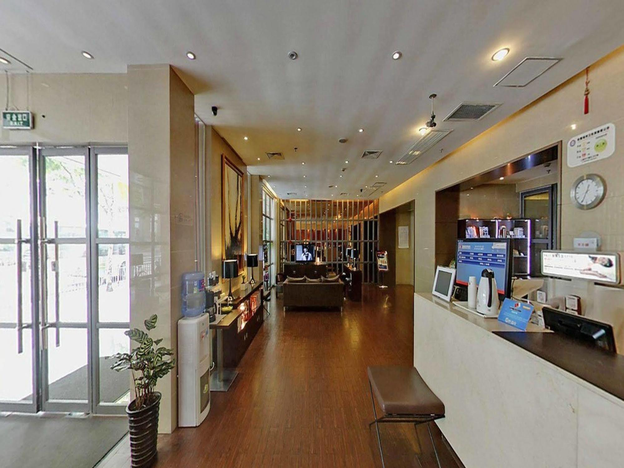 Ji Hotel Xintiandi Shanghaj Zewnętrze zdjęcie